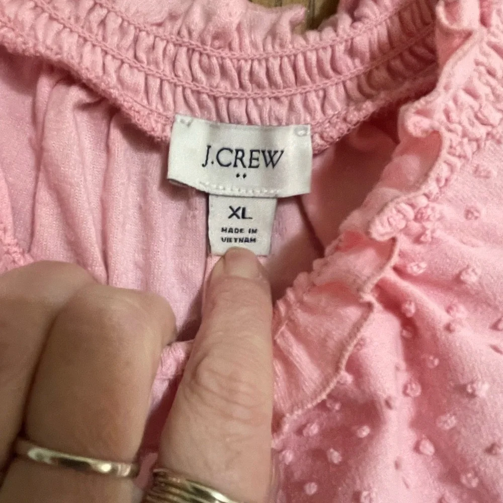 EUC J. Crew Pink Sleeveless Blouse with Ruffles and Swiss Dots
